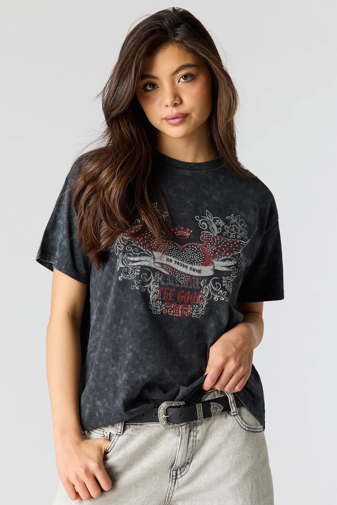 Rhinestone Graphic Washed Boyfriend T-Shirt - Image 10