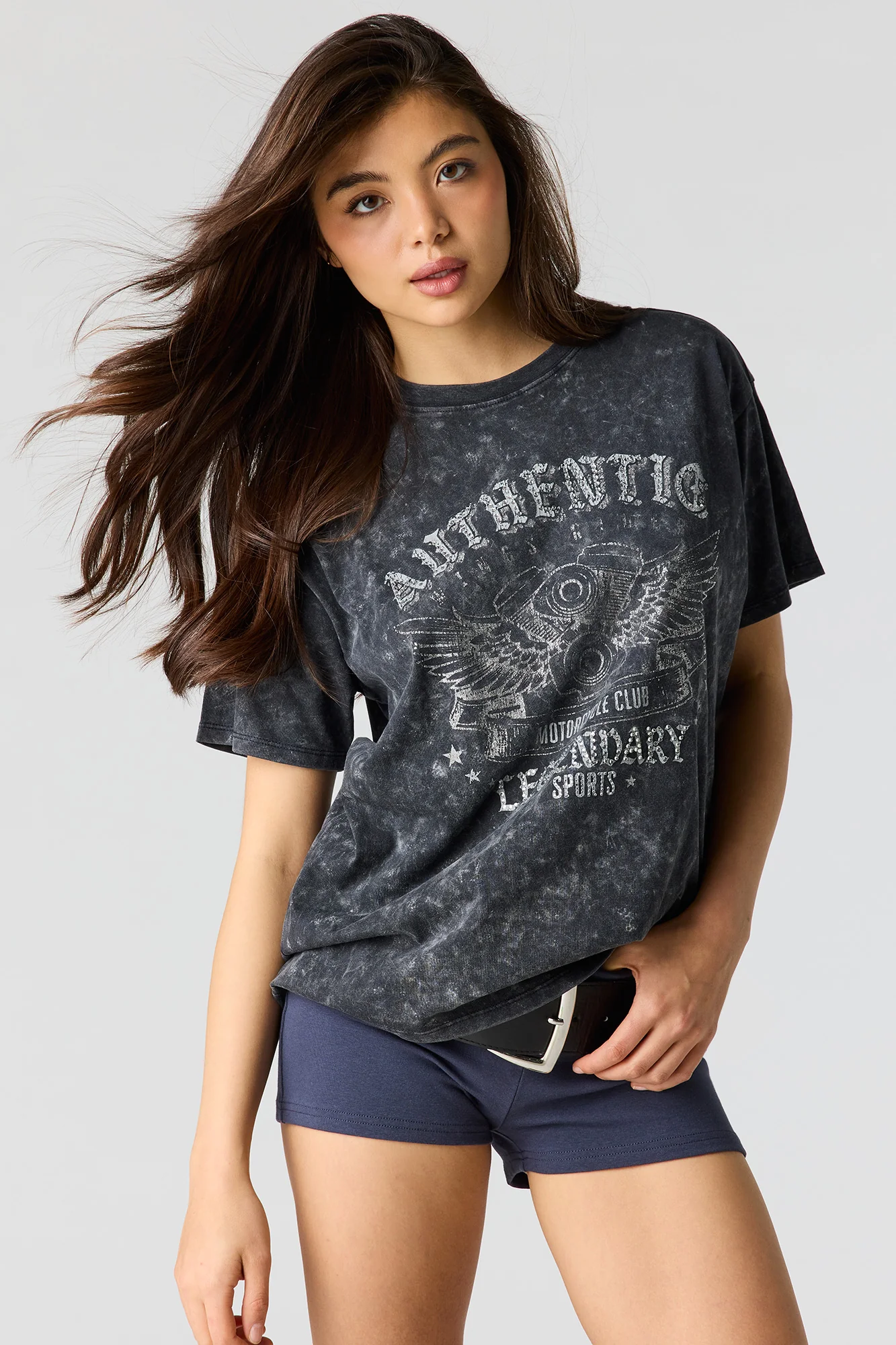 Rhinestone Graphic Washed Boyfriend T-Shirt - Image 4
