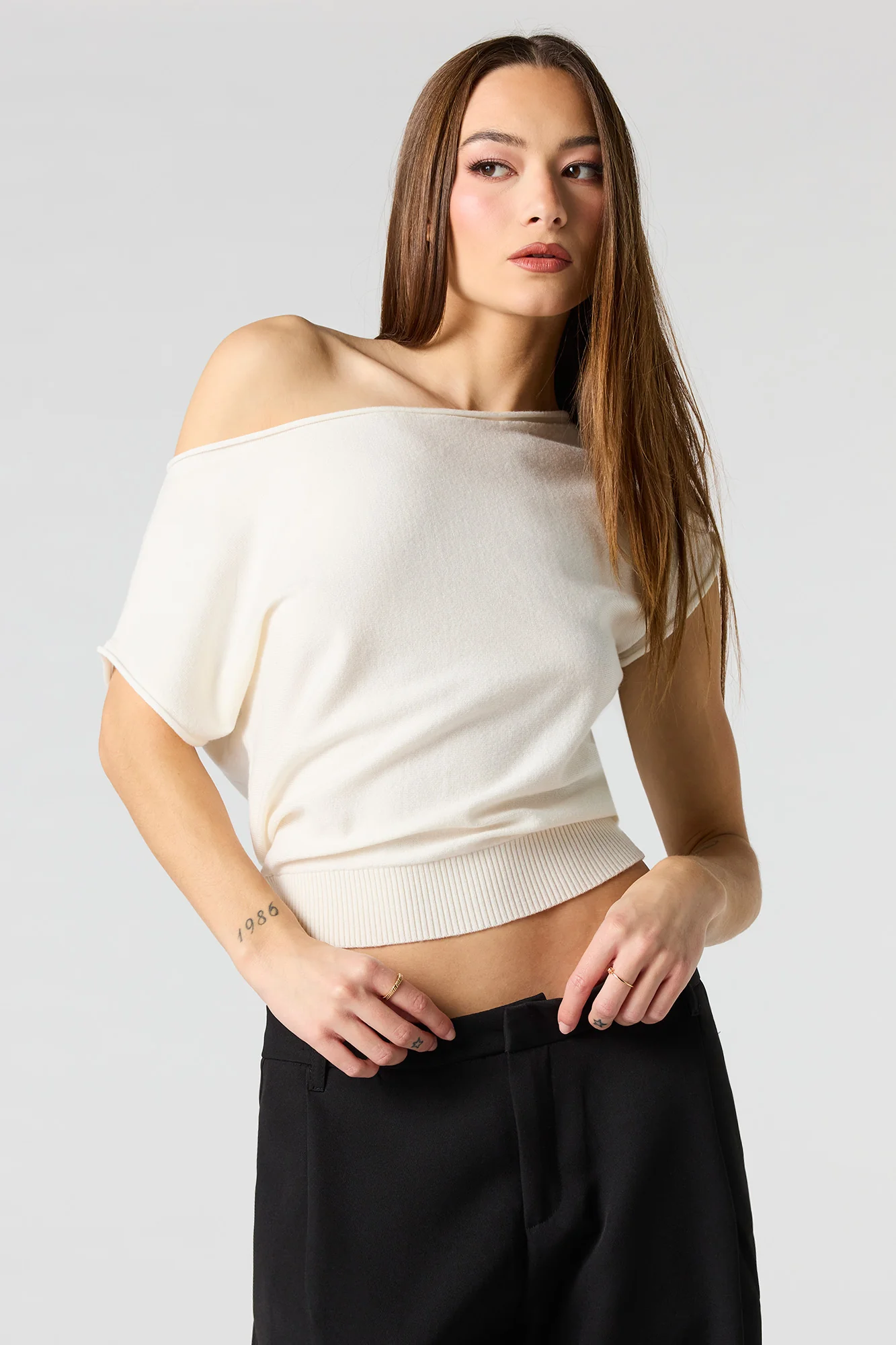 Dolman Short Sleeve Knit Top - Image 11