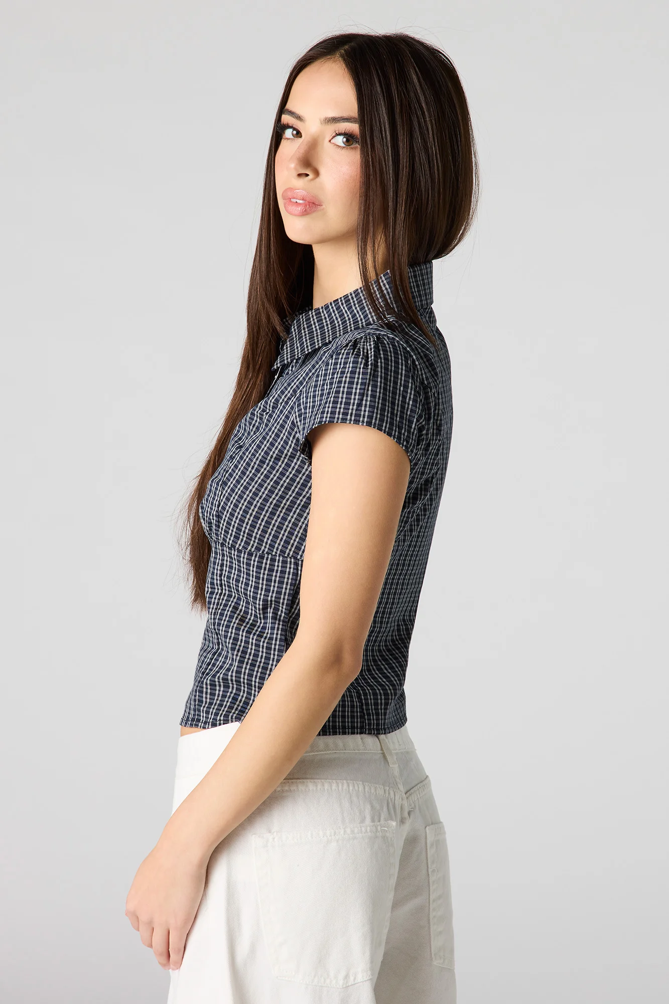 Button-Up Fitted Collared Top - Image 12