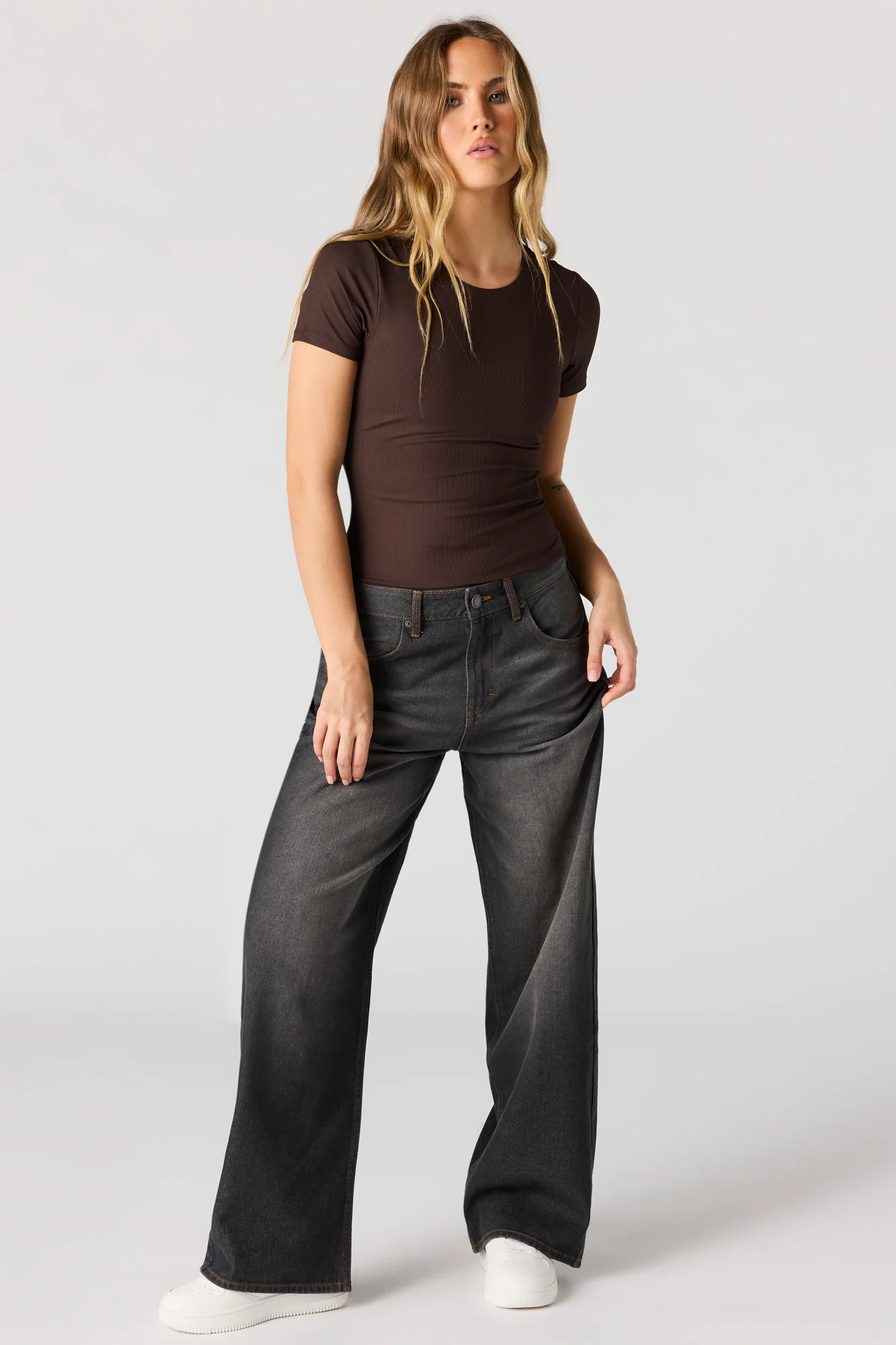 Contour Ribbed T-Shirt - Image 15