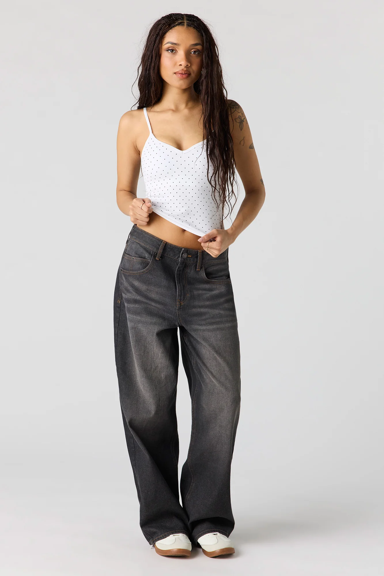 Braless Seamless Ribbed V-Neck Cami - Image 19