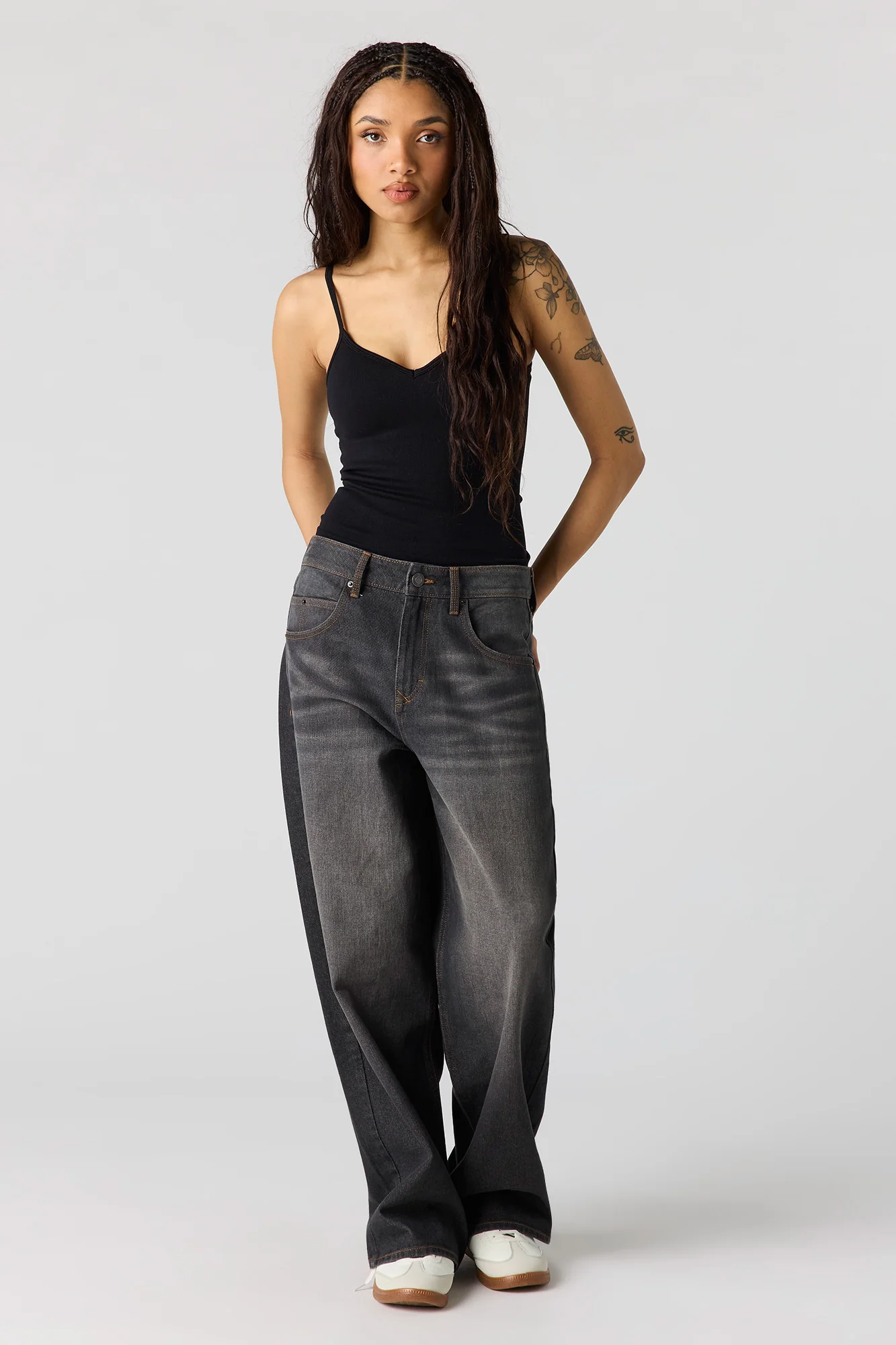 Braless Seamless Ribbed V-Neck Cami - Image 7