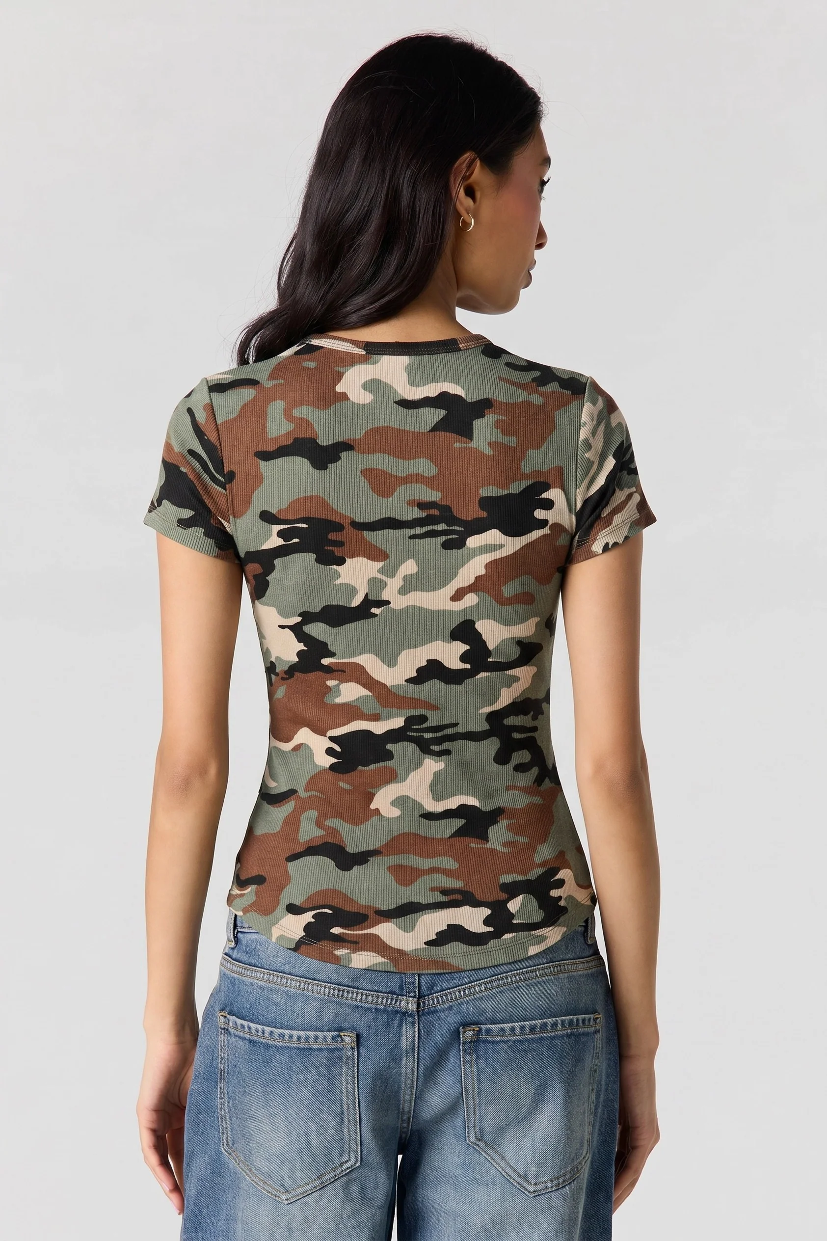 Ribbed Curved Hem T-Shirt - Image 20
