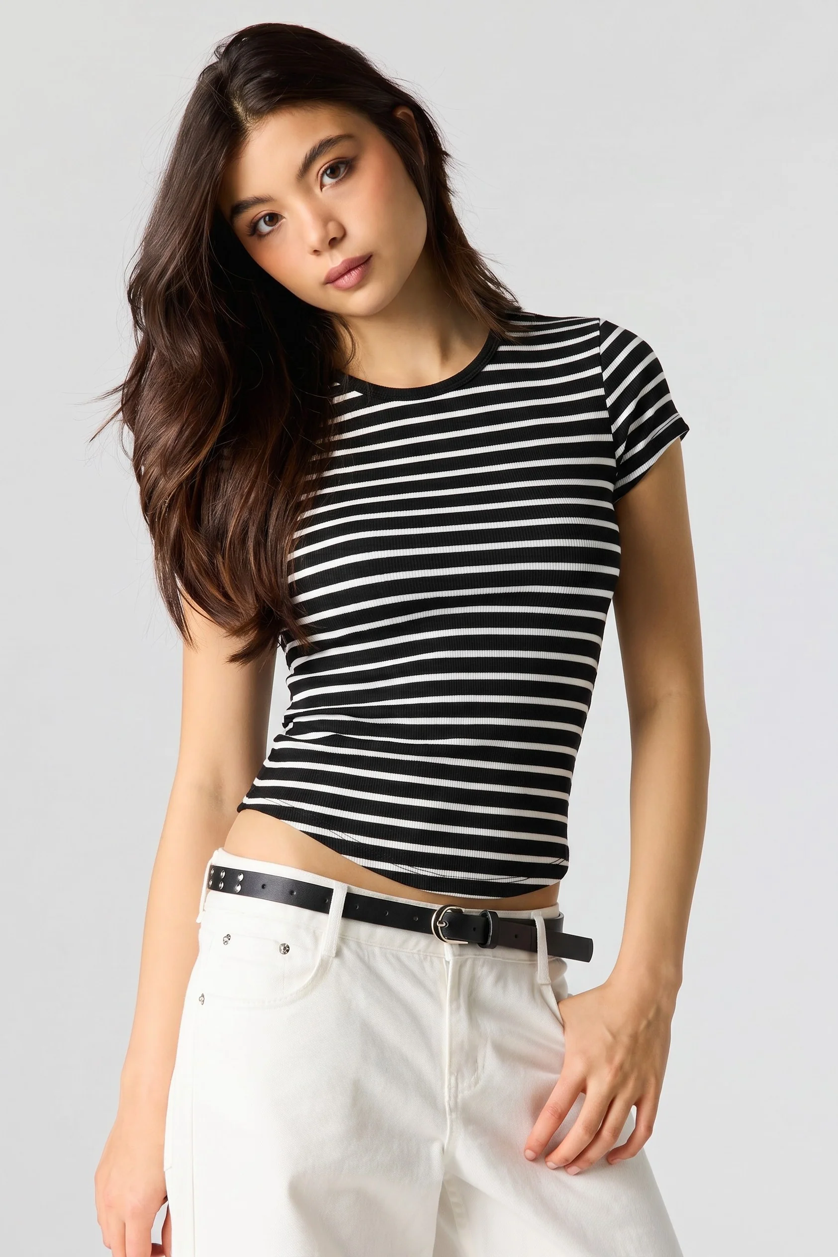 Ribbed Curved Hem T-Shirt - Image 13