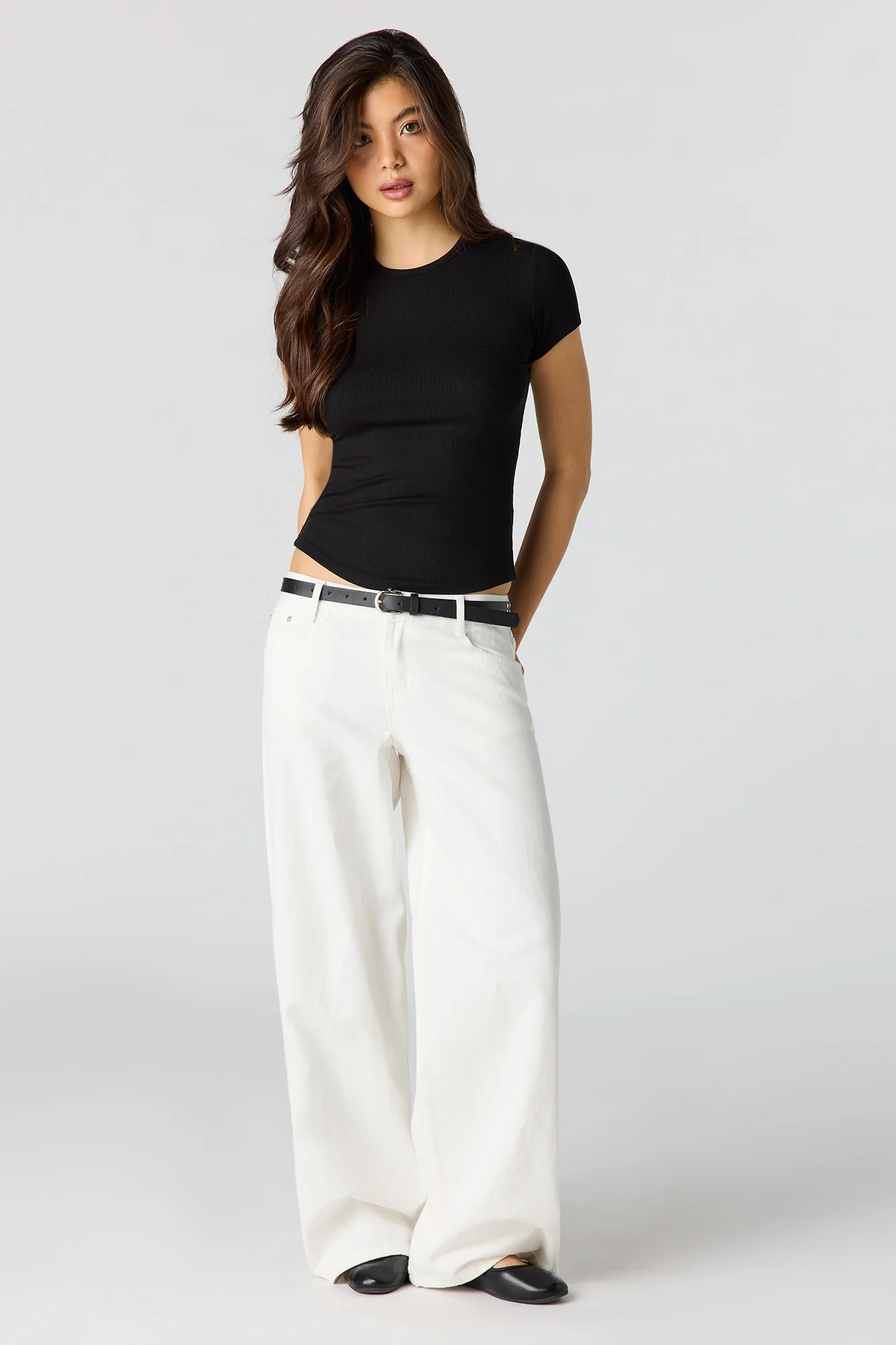 Ribbed Curved Hem T-Shirt - Image 6