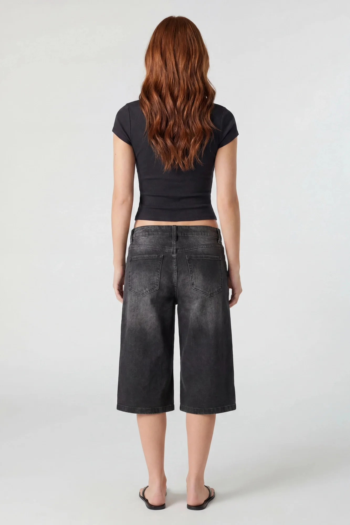 Graphic Ribbed T-Shirt - Image 7