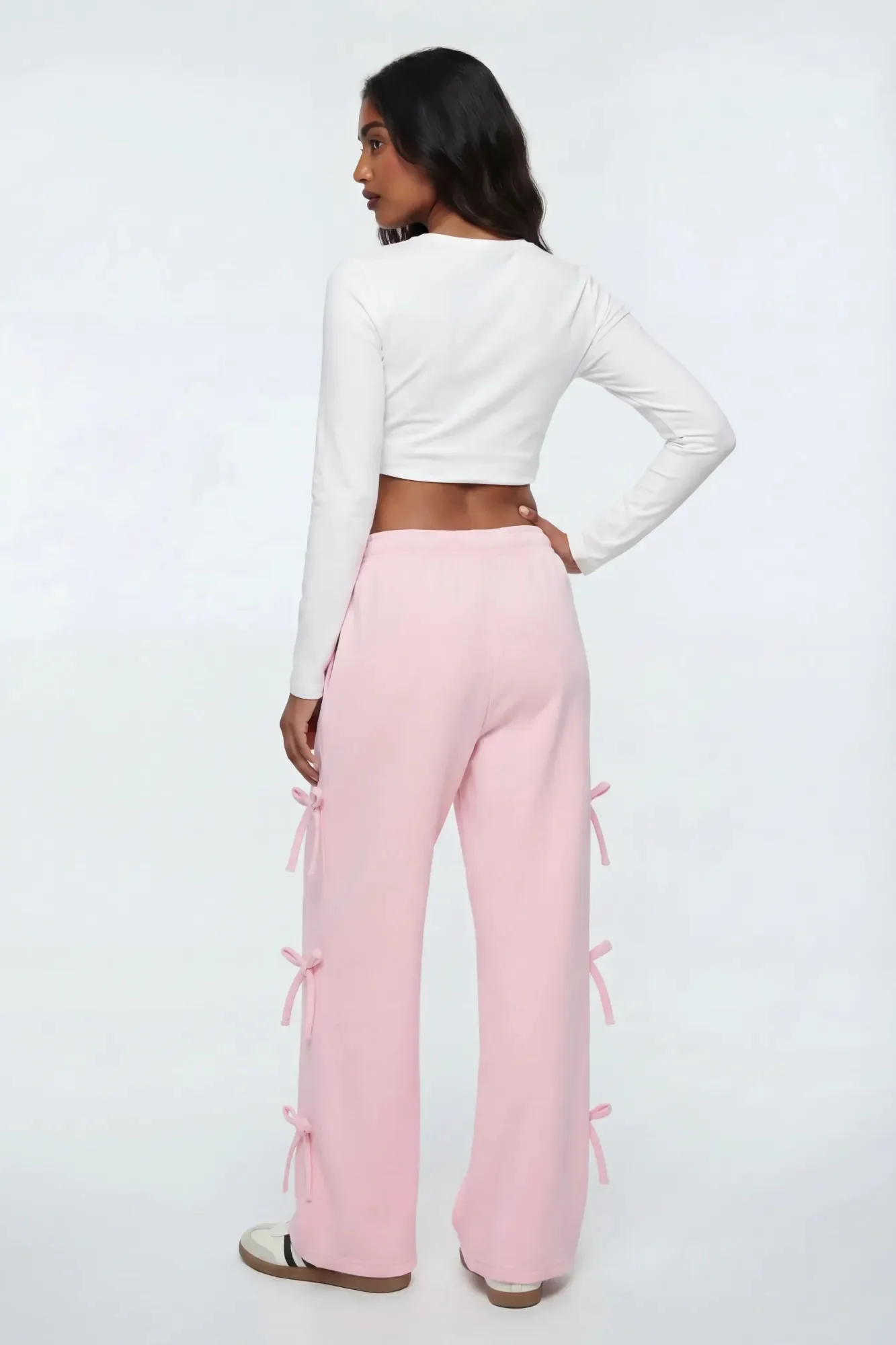 Wide Leg Sweatpant with Bows - Image 10